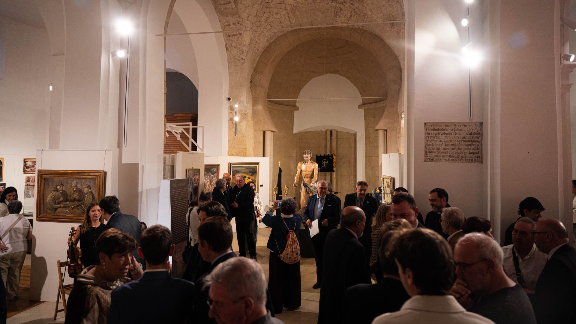 Inauguración "Ángel Estrada: Forma y Luz"